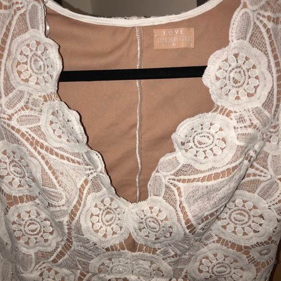 White lace dress - Picture 7 of 7